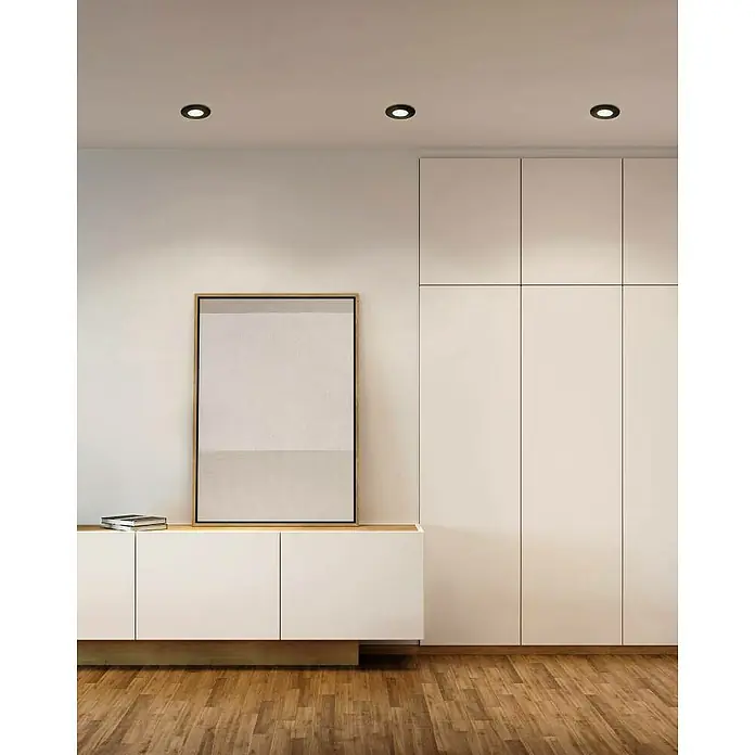 Eglo LED-Einbauleuchte PINEDA - Warmweiß, Durchmesser: 7,8 cm, Schwarz, 3 Stk. - Ein modernes Interieur mit klaren Linien und Fokus auf Beleuchtung. Die Deckenleuchten setzen stilvolle Akzente im Raum.