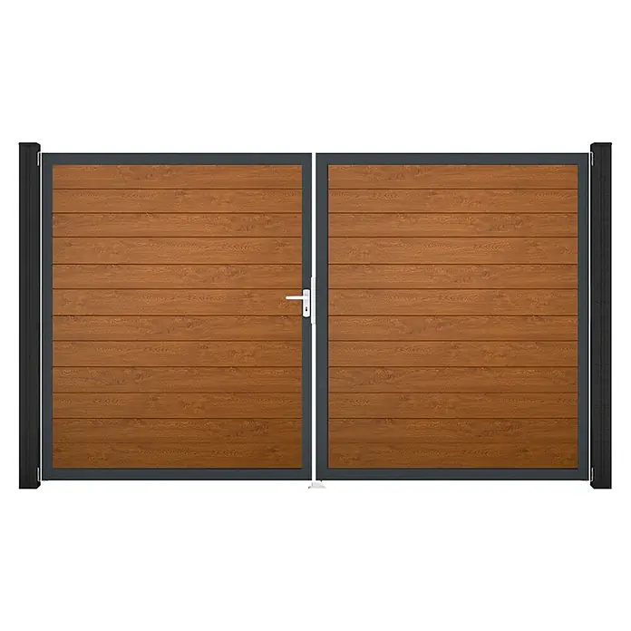GroJa BasicLine Gartentor Schmal - 300 x 180 cm, Golden Oak (DB703), Kunststoff, DIN Anschlag: Links - Doppelflügeltor aus braunen Holzlamellen mit dunkelgrauem Rahmen, Pfosten und weißem Griff.