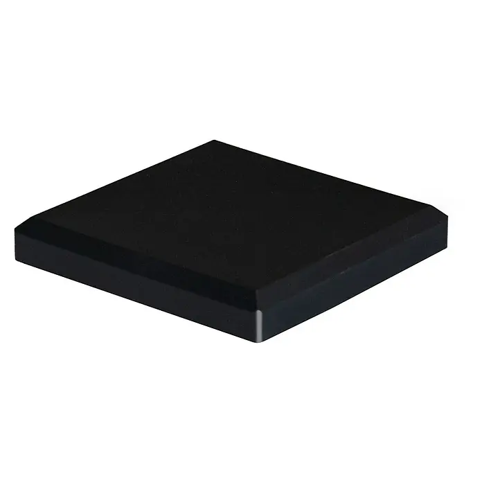 GroJa Solid Pfostenkappe - 10 x 10 cm, Kunststoff, Anthrazit - Matt-schwarzes, rechteckiges Objekt mit abgeschrägten Kanten und feiner Textur.