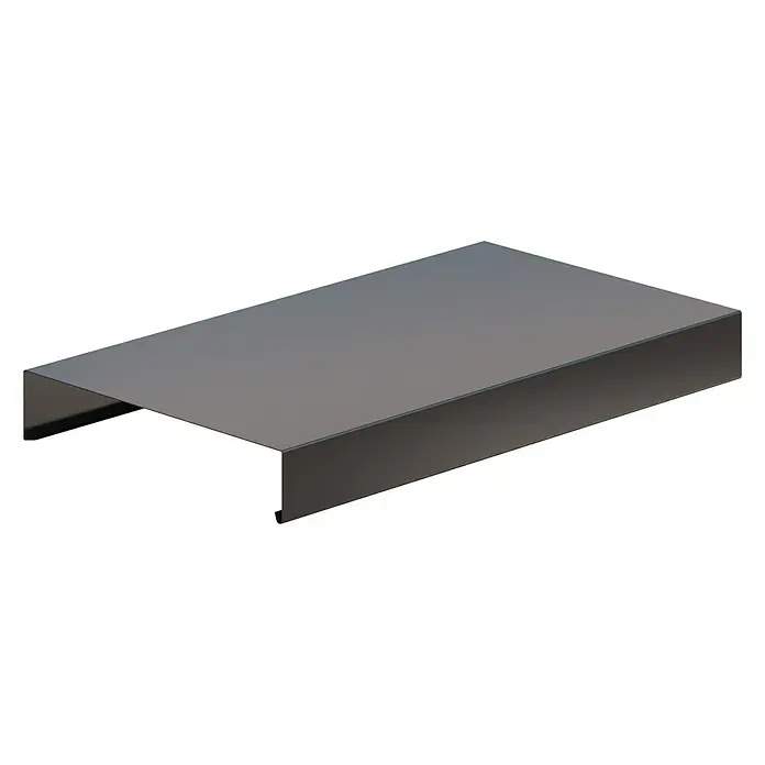 Sarei Mauerabdeckung - L x B: 1 m x 200 mm, Anthrazit, Aluminium - Nahaufnahme einer eleganten, modernen schwarzen Möbelgriffleiste, die ein minimalistisches Design und Funktionalität vereint.
