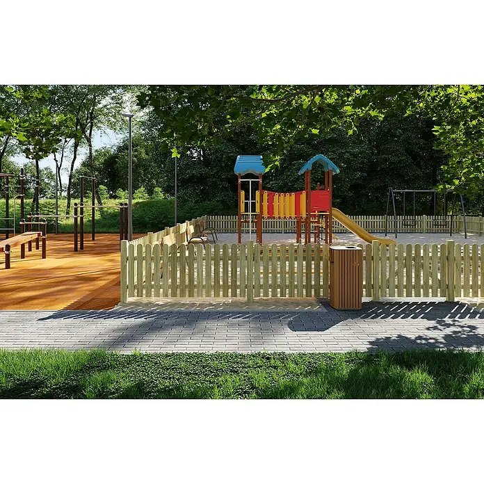 Joda Vorgartenzaun Friesland - 180 x 80 cm, Holz - Ein sonniger Park mit Kinderspielplatz im Sand und Fitnessbereich, getrennt durch einen hellen Lattenzaun aus Holz.