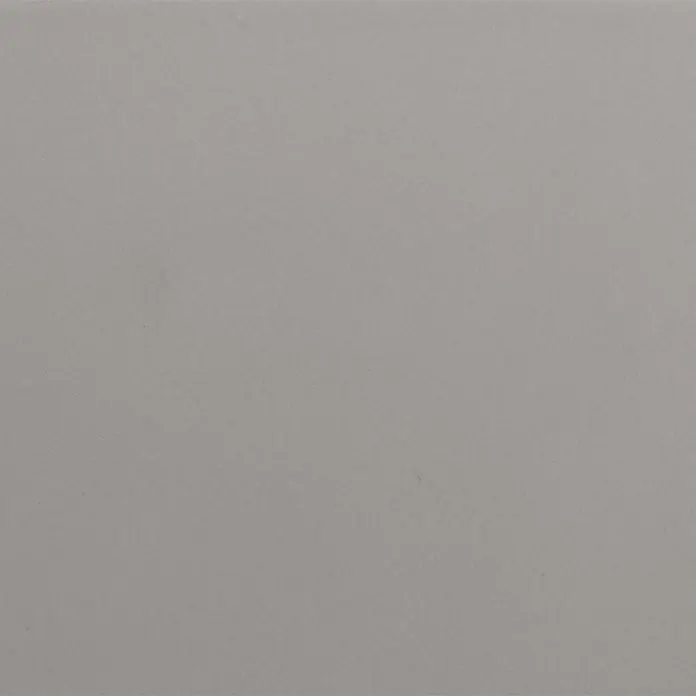 Modern Style Wandfliese Urban Gris - 7,5 x 30 cm, Grau, Matt - Schlichte, neutrale Fläche in einem sanften Grauton, ideal als Hintergrund oder zur Präsentation von Produkten. Zeitlose Eleganz für vielfältige Anwendungen.