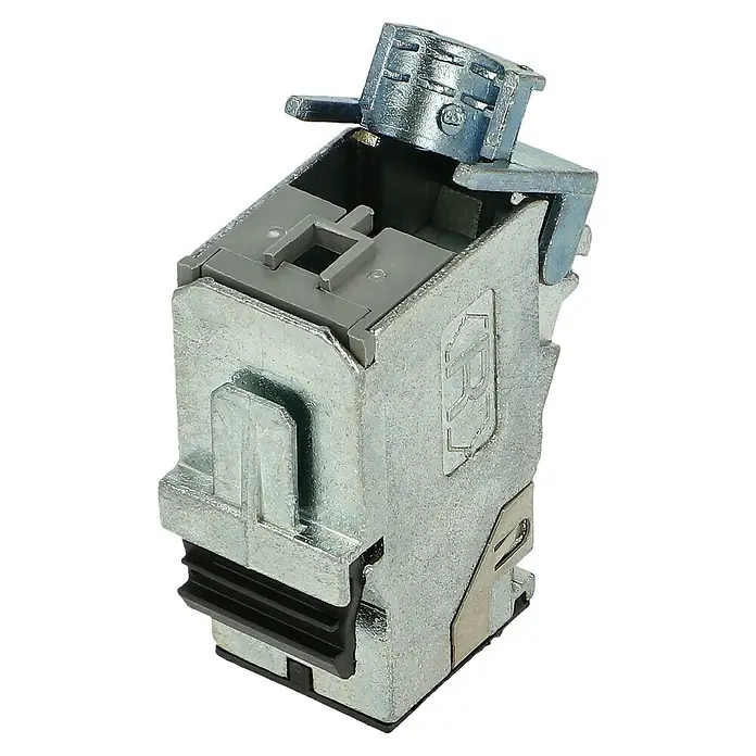 ABB - Striebel & John IP-Patchmodul ZE310 - RJ45-Buchse, L x B x H: 66,7 x 18 x 73 mm - Nahaufnahme eines RJ45-Einsatzes mit Metalleinfassung und einem grauen Einsatz im Inneren für die Netzwerkverkabelung.