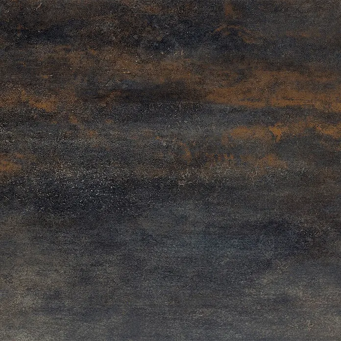 Feinsteinzeugfliese Allora - 30 x 60,4 cm, Schwarz, Matt - Dunkle, strukturierte Platte in Oxidmetall-Optik mit satten Rost- und tiefblaugrauen Farbtönen.