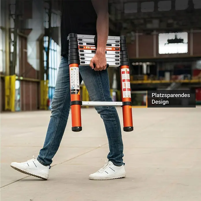 Batavia Teleskopleiter - Anzahl Tritte: 8 Stk., Arbeitshöhe: 340 cm, Belastbarkeit: 150 kg, Aluminium - Bild einer Person, die eine tragbare Teleskopleiter hält. Die Leiter ist kompakt und leicht für einfachen Transport und Lagerung.
