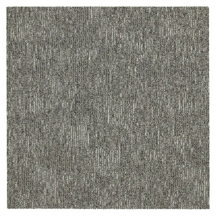 Teppichfliese Emotion - Schlinge, 100 % Polyamid SDN, Grau - Nahaufnahme eines grauen Teppichs mit einem subtilen, vertikalen Streifenmuster, ideal für moderne Innenräume. Der Teppich sorgt für Wärme und Komfort.