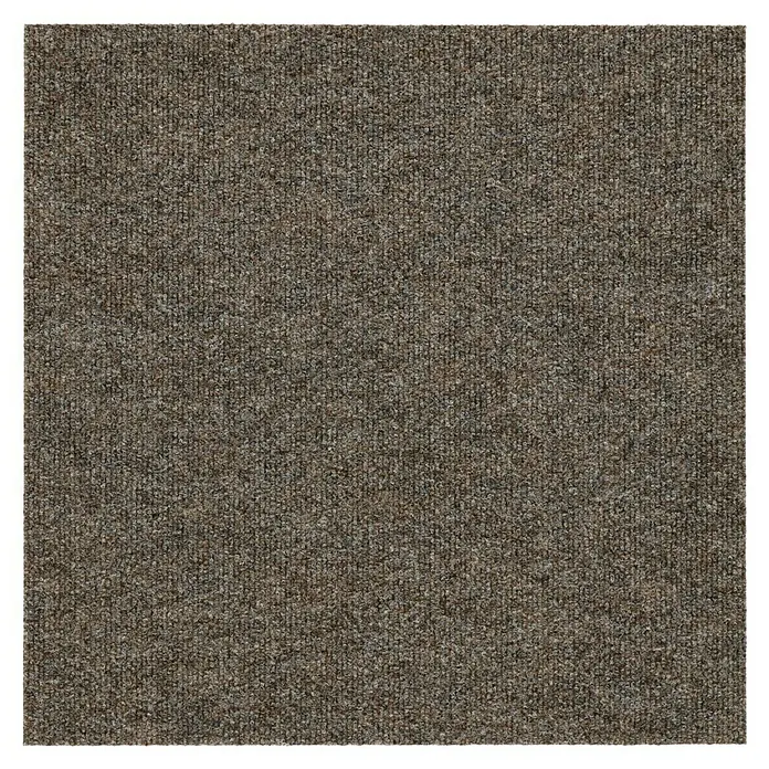 Teppichfliese Sprinter - Nadelfilz, 80 % Polypropylen, 20 % recyceltes PET, Schokobraun - Nahaufnahme einer quadratischen, braunen Teppichfliese mit feiner Textur und dezenter Farbgebung, ideal für Büros oder Wohnräume.