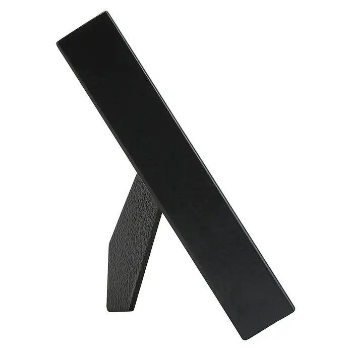 Marco de fotos Dalia - 10 x 15 cm, Negro, Vidrio - Primer plano de un marco de fotos negro con soporte de caballete, ideal para exhibiciones de fotos de mesa.