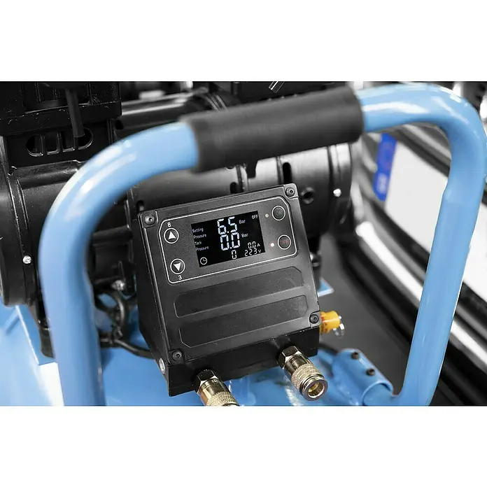 Güde Flüsterkompressor 375/8/100 ED-Silent - 2.200 W, Max. Druck: 8 bar, 100 l, Schmierung: Ohne - Schwarzes digitales Bedienfeld für einen Luftkompressor, das Druckeinstellungen, Tankdruck, Spannung und Steuerungen anzeigt.