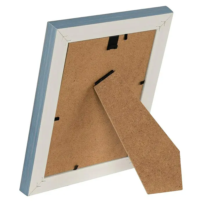 Hama Kunststoffrahmen Rustic - 13 x 18 cm, Grau/Blau - Rückseite eines hellblauen und weißen Bilderrahmens, stehend auf seinem braunen Kartonständer.