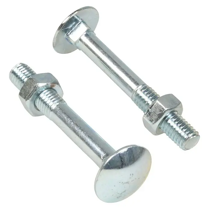 Profi Depot Schlossschraube mit Mutter - Länge: 50 mm, M 6, Stahl, 100 Stk. - Nahaufnahme von zwei Schlossschrauben, eine mit Mutter, vor einem schwarzen Hintergrund.