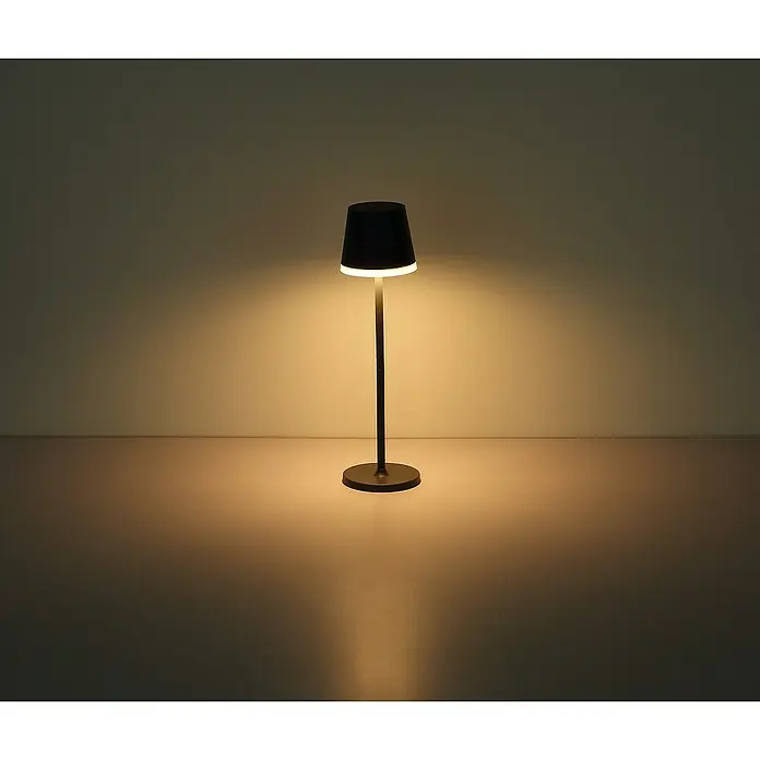 Globo Solar-Tischleuchte - Schwarz, Warmweiß, IP44, Ø x H: 11 x 41 cm - Elegante Tischleuchte mit schwarzem Schirm, die ein warmes, stimmungsvolles Licht verbreitet und jedem Raum eine stilvolle Note verleiht.