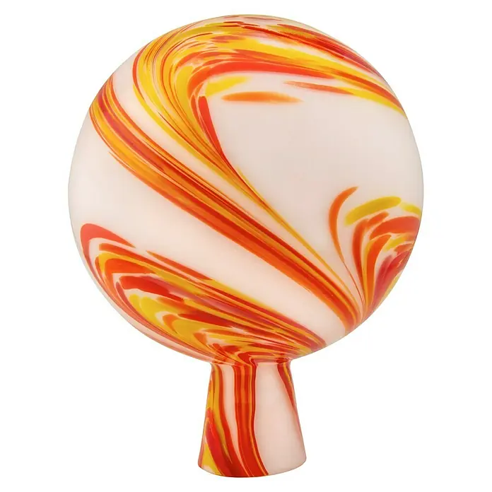 Windhager Glaskugel - Durchmesser: 15 cm, Rot - Nahaufnahme einer dekorativen Glasschale mit Wirbelmuster in Orange- und Gelbtönen.
