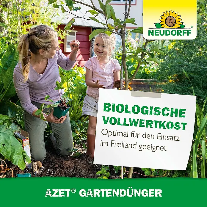 Neudorff Azet Gartendünger - 10 kg - Szene mit Neudorff Azet Gartendünger, Mutter und Kind pflanzen im Garten.