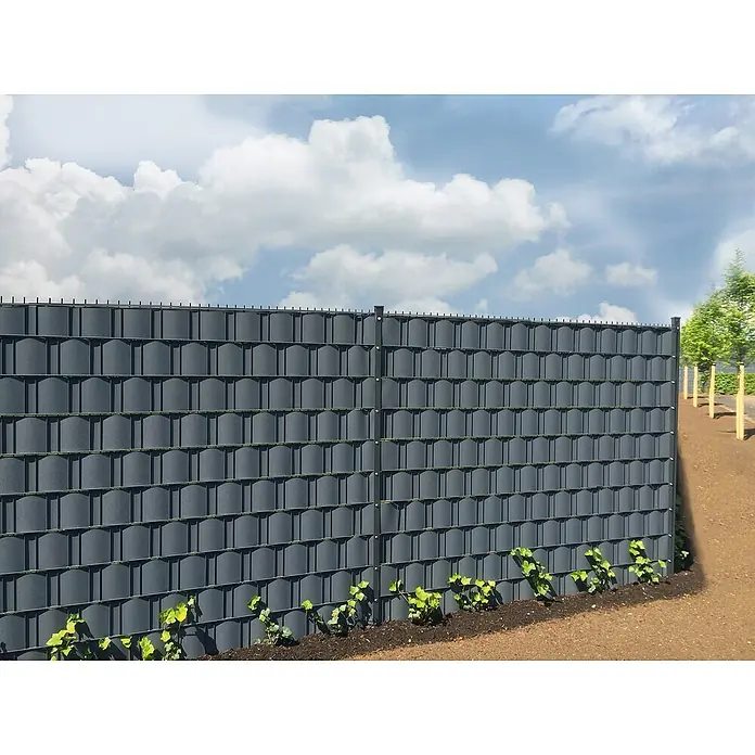 Floraworld Sichtschutzstreifen - 20,5 x 0,19 m, Anthrazit - Ein grauer Sichtschutzzaun aus Kunststoffplatten, der Privatsphäre bietet und gleichzeitig das Grundstück optisch aufwertet.