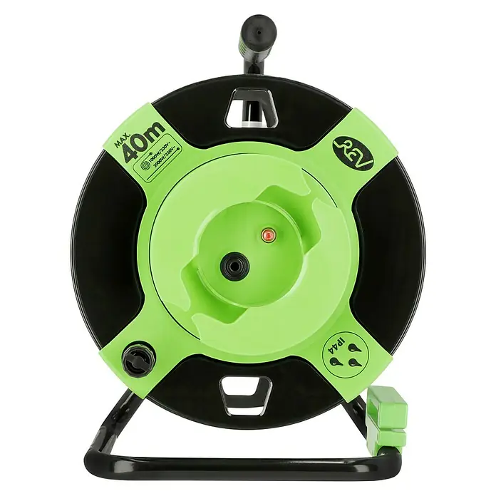 Leer-Kabeltrommel REV-576 - Kunststoff, Passend für Kabel: 40 m Kabel H05RR-F 3G1,5 mm² oder H07RN-F 3G1,5 mm², IP20 - Eine REV Kabeltrommel mit einem schwarzen und grünen Gehäuse, die für eine maximale Kabellänge von 40 Metern ausgelegt ist.