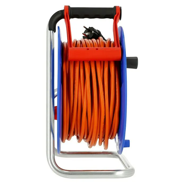 Brennenstuhl Garant Kabeltrommel - Kunststoff, 40 m, AT-N05V3V3-F, IP44 - Oranges Verlängerungskabel auf blauer Kabeltrommel mit rotem Griff, schwarzem Halter und silbernem Metallgestell, aufgewickelt mit Stecker.