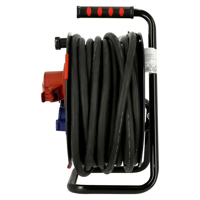 Kabeltrommel - Kunststoff, 25 m, H07RN-F, IP44, CEE-Stecker - Eine schwarze Kabeltrommel mit einem roten Griff, die ordentlich aufgerollt ist und einen stabilen Eindruck macht.