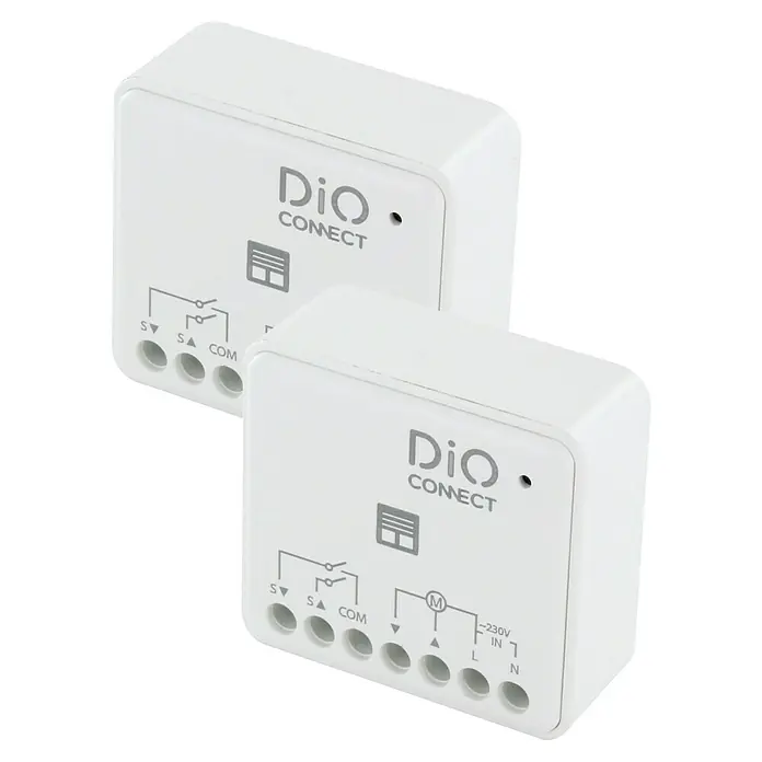 Chacon Kit de accesorios 2 módulos programables WiFi - Blanco, 2 ud. - Primer plano de dos dispositivos domóticos blancos DiO Connect para el control de persianas enrollables con bornes de conexión.