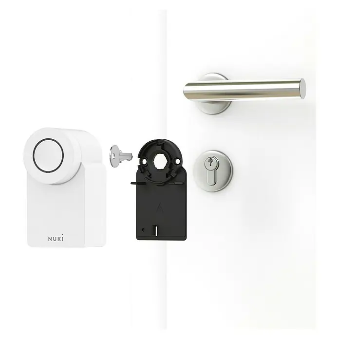 Nuki Cerradura electrónica Smart 4 Basic - L x An x Al: 6 x 6 x 11 cm, Bluetooth, Blanco - Primer plano de un Nuki Smart Lock, que ofrece una solución segura y conveniente para el control de acceso al hogar.