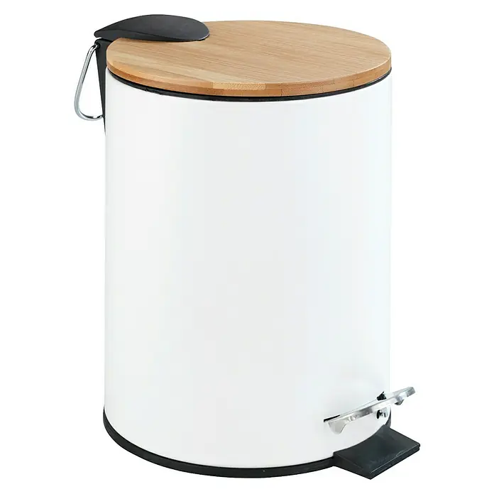 Wenko Kosmetikeimer Tortona - 3 l, Stahl, Weiß/Bambus - Bild eines weißen Treteimers mit Bambusdeckel und schwarzem Griff. Praktisches Accessoire für Küche oder Bad mit elegantem Design.