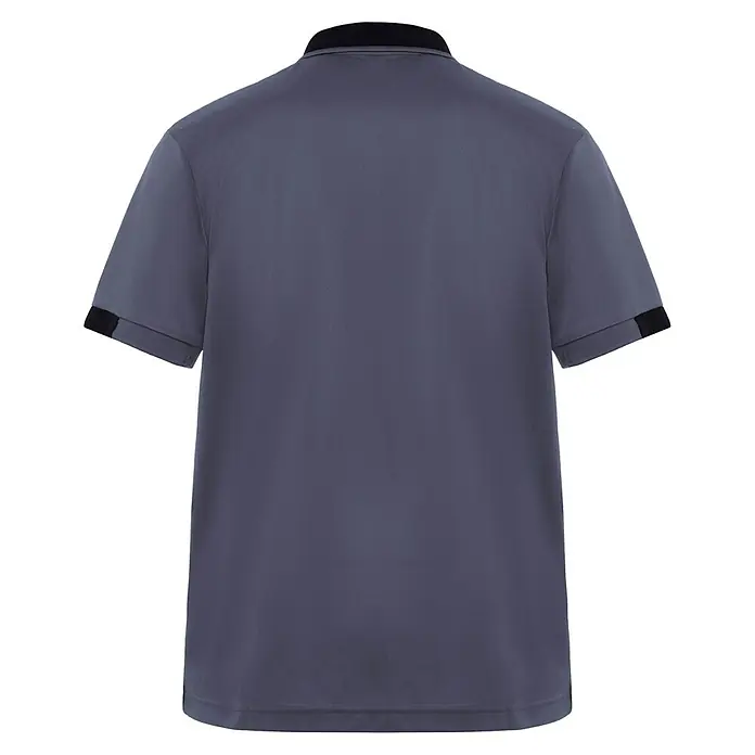 Polo Samurai - M, Plomo/Negro, 100% poliéster - Vista trasera de un polo gris con detalles negros en cuello y mangas. La camisa tiene un diseño sencillo y moderno.