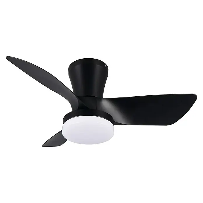 Trio Lighting Ventilador de techo Randers - Negro, 76 cm, 20 W, Blanco cálido - Primer plano de un moderno ventilador de techo negro con luz LED integrada, que muestra un diseño elegante y funcional.