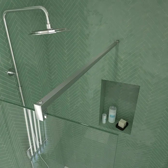 Aurlane Duschwand Essential - B x H: 120 x 195 cm, Pulverbeschichtet, Silber - Duschbereich mit Chrom-Duschkopf, Glaswand und gefliester Nische mit Shampoo und Seife.