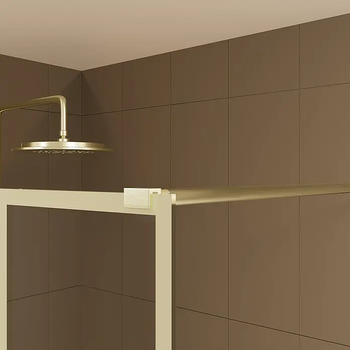 Aurlane Duschwand Bricks - B x H: 120 x 195 cm, Gold - Duschkopf und Stützstange für eine Duschkabine aus gebürstetem Gold in einem modernen Badezimmer.