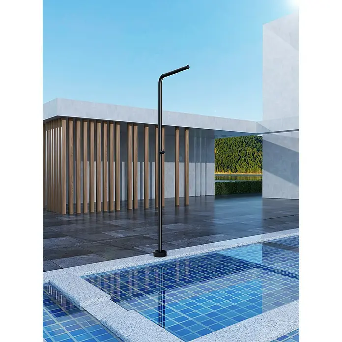 Imex Poolimex Ducha de piscina Texas - 220 cm, Acero inoxidable, Negro mate - Elegante ducha exterior de metal negro junto a una piscina, ideal para un refresco rápido. El diseño minimalista se integra perfectamente.