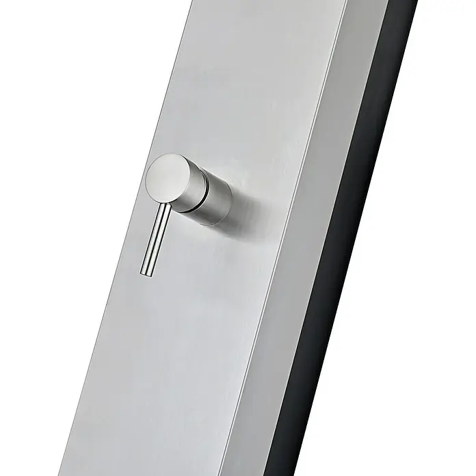 Imex Poolimex Ducha de piscina Phoenix - 222 cm, Aluminio, Cromo - Primer plano de un panel de ducha de acero inoxidable con un asa redonda para controlar el agua y la temperatura. La superficie es lisa y moderna.