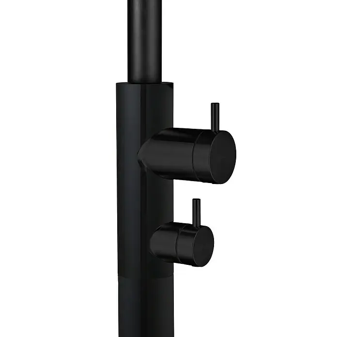 Imex Poolimex Ducha de piscina Dakota - 232 cm, Acero inoxidable, Negro mate - Primer plano de un elegante grifo negro con dos manijas giratorias, ideal para baños o cocinas modernas.