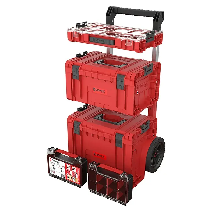 Qbrick System Werkzeugkoffer-Set Pro 5 in 1 Set 2 - L x B x H: 49 x 41,5 x 70,2 cm, Polypropylen, 5 -tlg. - Rotes, modulares Werkzeug-Ordnungssystem aus Kunststoff auf Rollen mit gestapelten Boxen und kleinen Organizern.