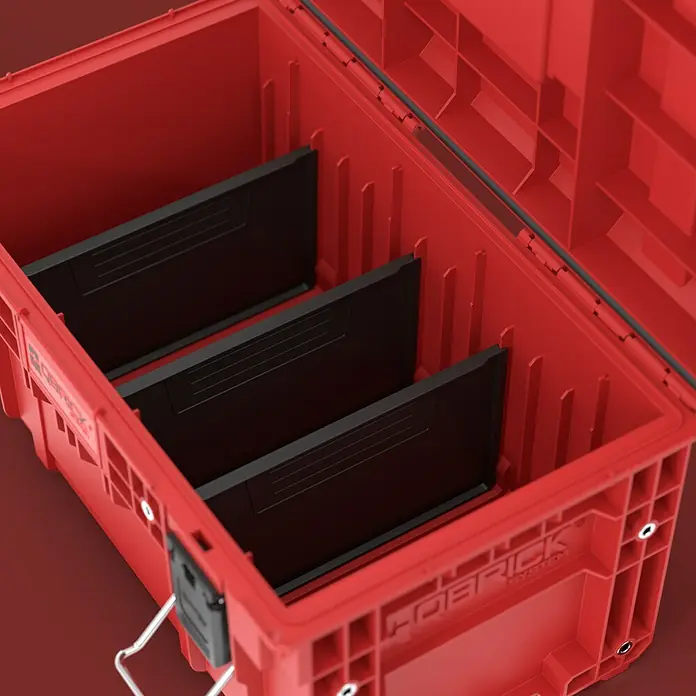 Qbrick System Werkzeugkasten Prime 250 Vario - L x B x H: 53,5 x 32,7 x 27,1 cm, Traglast: 50 kg, Polypropylen - Der rote KOBRICK Werkzeugkasten mit schwarzen Trennwänden bietet eine robuste und anpassbare Aufbewahrungslösung für Profis und Heimwerker.