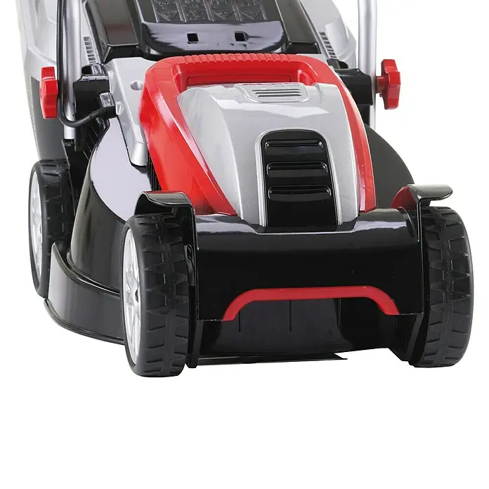 AL-KO Elektro-Rasenmäher 3.82 SE - 1.400 W, Schnittbreite: 38 cm - Detailaufnahme eines Rasenmähers mit roter und silberner Akzentuierung, der ein gepflegtes Rasenbild verspricht.