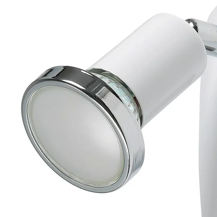 Eglo Mini 4 Steckdosenspot - 3 W, Weiß - Nahaufnahme einer modernen weißen LED-Lampe mit Chromakzenten, die ein elegantes Design und helle Beleuchtung hervorhebt.