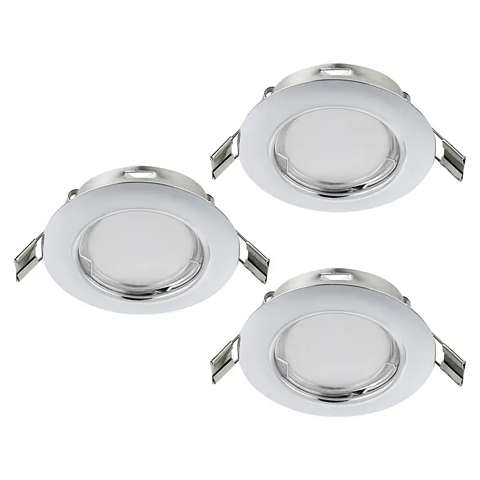 Eglo LED-Einbauleuchten-Set Peneto - 9 W, L x B x H: 7,8 cm x 7,8 cm x 11,5 mm, Chrom, 3 Stk., Warmweiß - Nahaufnahme von drei Einbauleuchten mit Chromfassung und weißem Licht, ideal für moderne Innenräume.