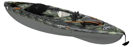 Pelican Kajak Argo 100 X Angler Ein grünes Pelican ARGO 100X Angler Kajak, ideal für Angelausflüge. Das Kajak bietet Komfort und Stabilität auf dem Wasser.