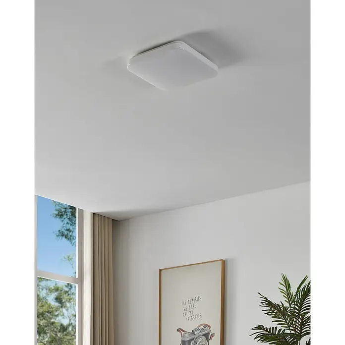 Eglo LED-Wand- & Deckenleuchte Frania - 11,5 W, L x B x H: 28 x 28 x 7 cm, Weiß, Warmweiß - Quadratische Deckenleuchte in Weiß. Diese minimalistische Leuchte spendet helles, gleichmäßiges Licht für jeden Raum.