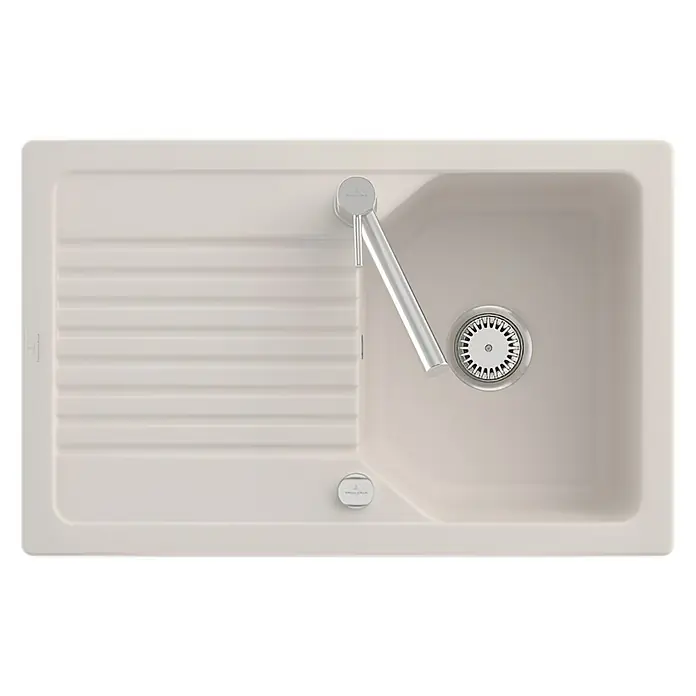 Villeroy & Boch Einbauspüle Linara - 80 x 51 cm, Keramik, Crema - Helle beige Küchenspüle mit gerippter Abtropffläche, Einzelbecken, silbernem Wasserhahn und rundem Stöpsel.