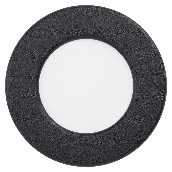 Eglo Fueva 5 LED-Einbauspot - 2,7 W, Warmweiß, Schwarz, Ø x H: 8,6 x 2,6 cm - Nahaufnahme einer runden, flachen LED-Deckenleuchte mit einem strukturierten, anthrazitfarbenen Rahmen und einem hellen, diffusen Lichtaustritt.