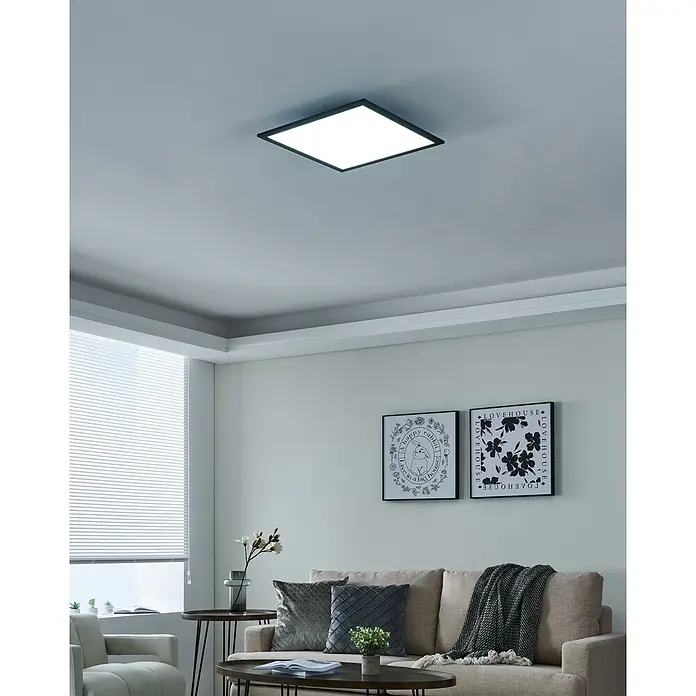 Eglo connect.z LED-Panel Salobrena - 21,5 W, L x B x H: 45 x 45 x 5 cm, Schwarz, Mehrfarbig - Deckenleuchte in quadratischer Form. Das schlichte Design sorgt für eine moderne Atmosphäre im Raum und bietet eine gute Beleuchtung.