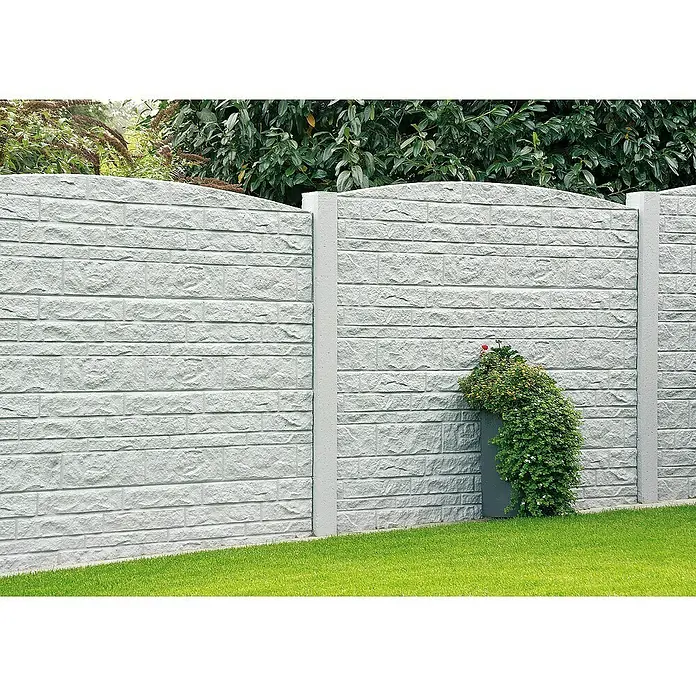 Beckers Betonzaun Abschlussplatte Standard Felsbogen Motiv - 200 x 45 cm, Beton, Betongrau - Graue Betonzaunplatten mit Steinstruktur und Bewuchs. Die Zaunelemente sind robust und bieten eine ansprechende Optik für den Garten.