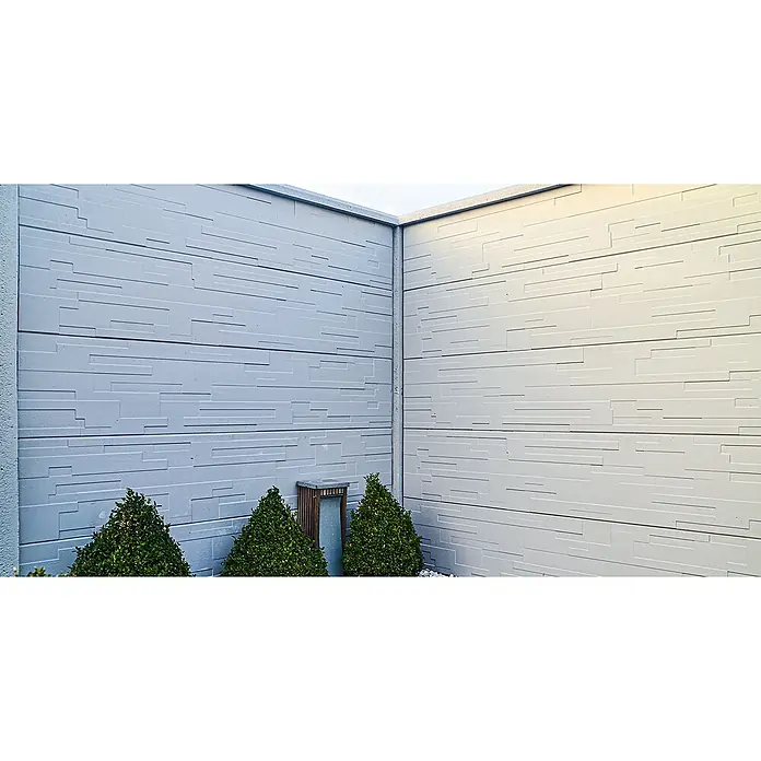 Beckers Betonzaun Zaunelement Standard Tetris Motiv - 200 x 38,5 cm, Beton, Betongrau - Detailansicht einer modernen Betonmauer mit strukturiertem Design, ideal als stilvolle und robuste Grundstücksbegrenzung im Außenbereich.