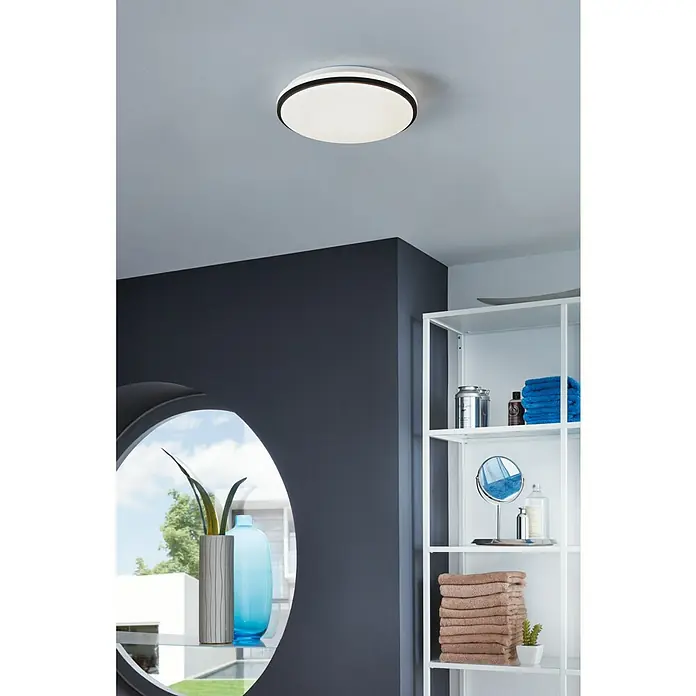 Eglo LED-Deckenleuchte Margidore - 18 W, Weiß, Schwarz, Warmweiß - Deckenleuchte im modernen Badezimmer.