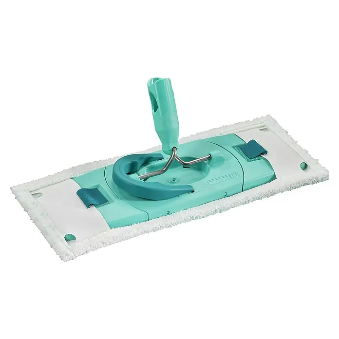Leifheit Bodenwisch-Set Clean Twist M Ergo - 4 -tlg., 6 l - Das Bild zeigt einen Leifheit Wischmop mit einem helltürkisfarbenen Kopf und einem weißen Bezug. Das Gerät ist für die Reinigung von Böden konzipiert.