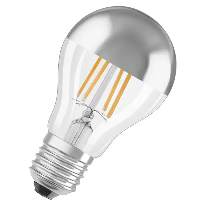 Osram Star Bombilla LED CLA51 - E27, No regulable, Blanco cálido, 650 lm, 7 W - Primer plano de una bombilla LED decorativa con la parte superior plateada, que emite una luz cálida y acogedora, ofreciendo eficiencia energética.