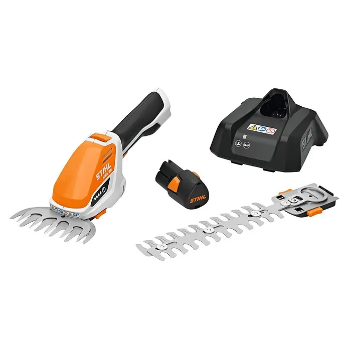 Stihl AS Akku-Strauchschere HSA 26 - 10,8 V, Li-Ionen, 1 Akku - Abbildung eines STIHL HSA 26 Akku-Sets mit Tragetasche, Akku, Ladegerät und zwei Messern.