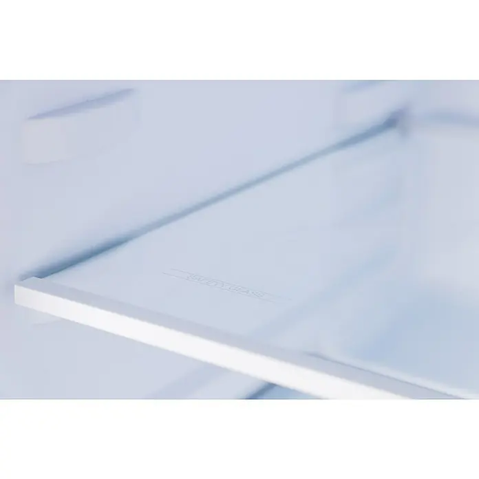 Respekta Kühlschrank Savo - Unterbaugerät, Nutzinhalt Gesamt: 81 l, 55 x 47,5 x 82 cm, Weiß - Klare Sicherheitsglas-Kühlschrankablage mit weißer Vorderkante.