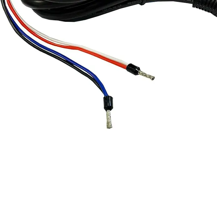 Batteriekabel - Schwarz - Rote, weiße und blaue Elektrokabel mit gecrimpten Metallanschlüssen, bereit zum Anschluss.